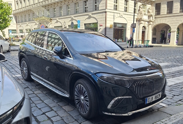 Mercedes-Maybach EQS 680 SUV