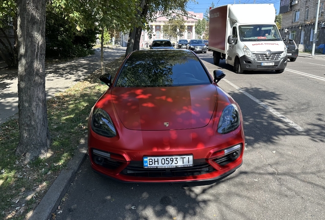 Porsche 971 Panamera Turbo MkI