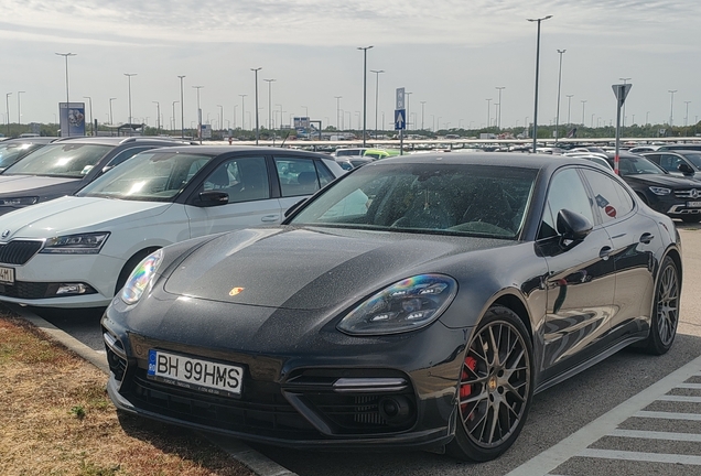 Porsche 971 Panamera Turbo MkI