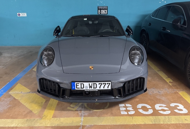 Porsche 992 Carrera 4 GTS MkII