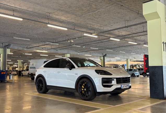 Porsche Cayenne Coupé Turbo E-Hybrid