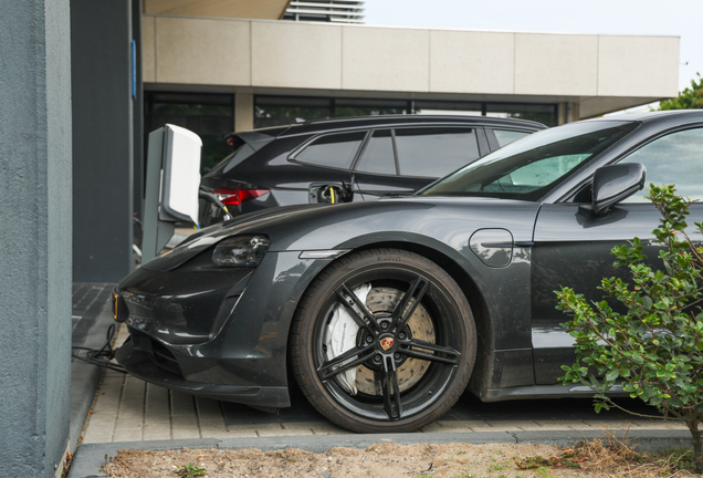 Porsche Taycan Turbo MkI