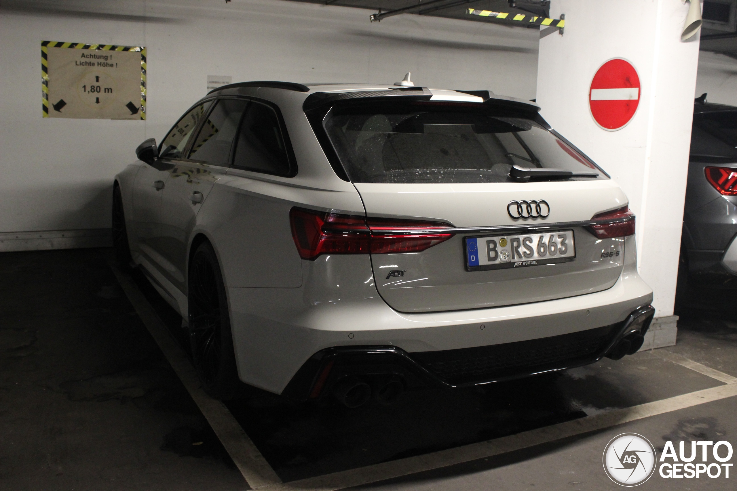 Audi ABT RS6-S Avant C8