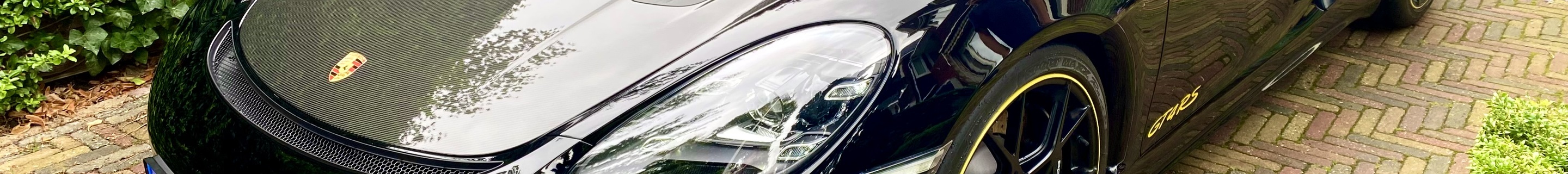 Porsche 718 Cayman GT4 RS Weissach Package