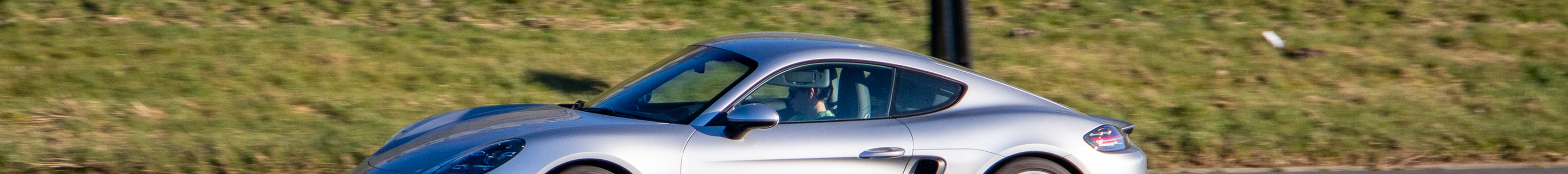 Porsche 718 Cayman S