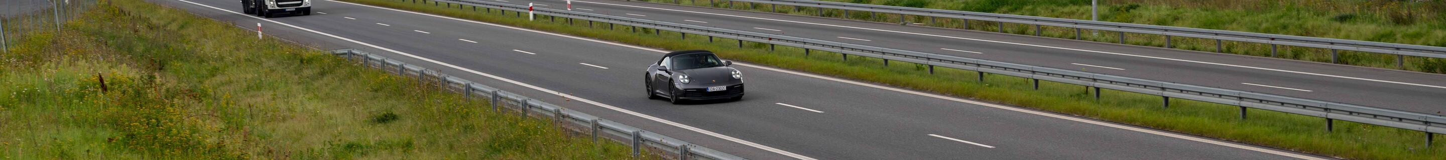 Porsche 992 Carrera 4S Cabriolet MkI