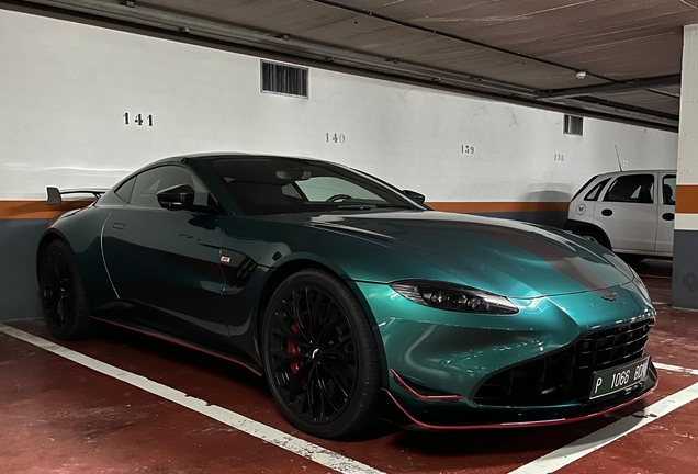 Aston Martin V8 Vantage Formula 1 Edition