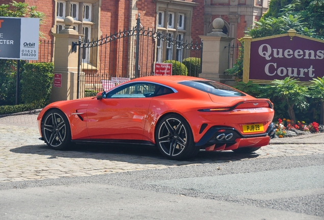 Aston Martin Vantage 2024