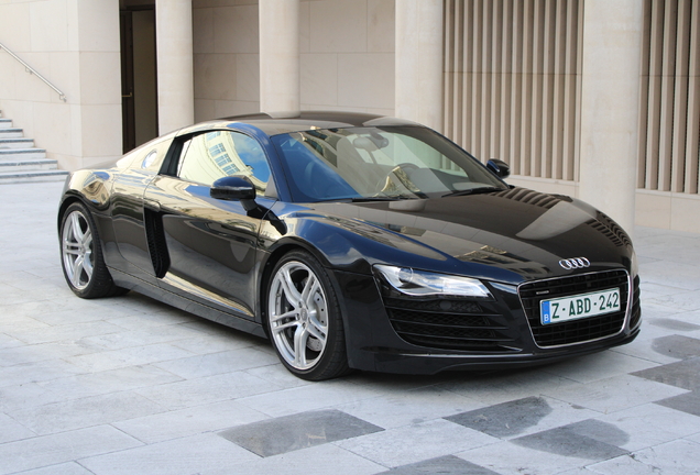Audi R8