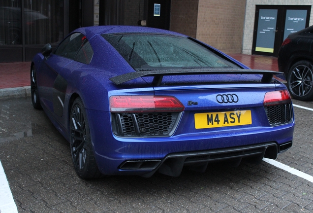 Audi R8 V10 Plus 2015