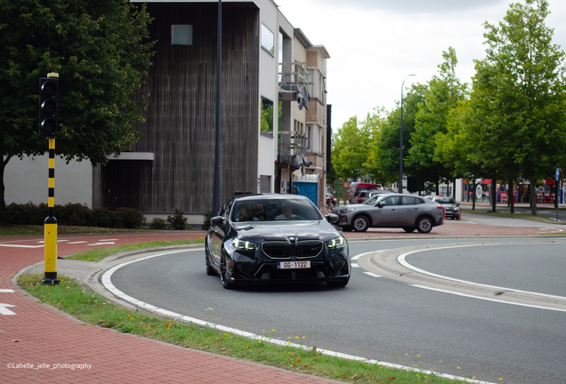 BMW M5 G90