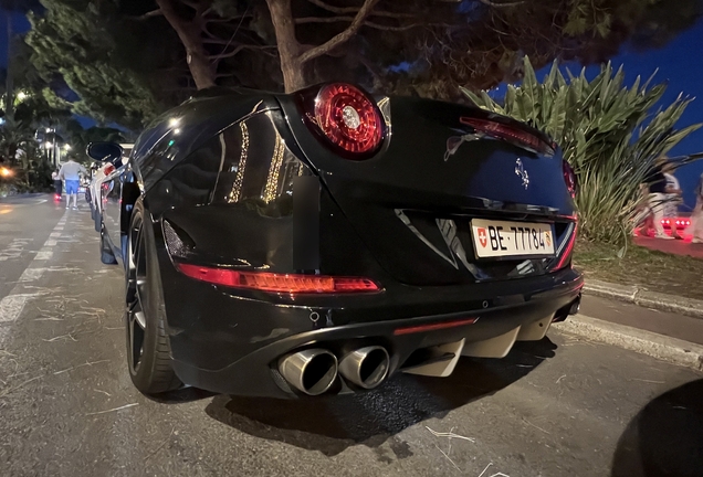 Ferrari California T