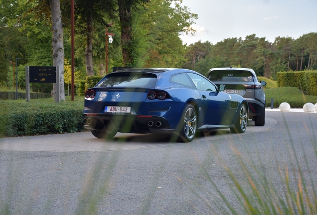 Ferrari GTC4Lusso