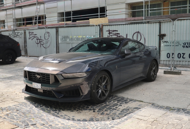 Ford Mustang Dark Horse 2024