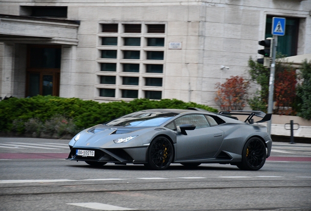 Lamborghini Huracán LP640-2 STO