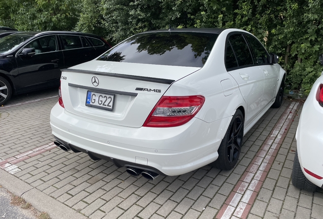 Mercedes-Benz C 63 AMG W204