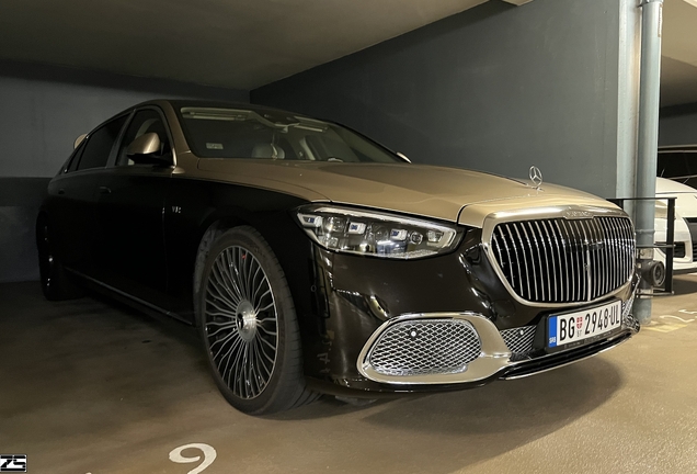 Mercedes-Maybach S 680 X223