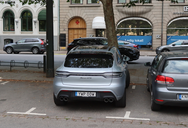Porsche 95B Macan GTS MkIII