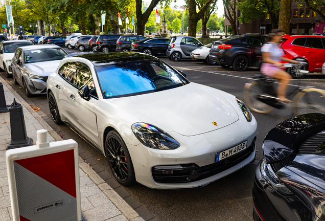 Porsche 971 Panamera Turbo Sport Turismo