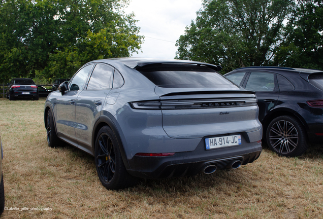 Porsche Cayenne Coupé Turbo E-Hybrid