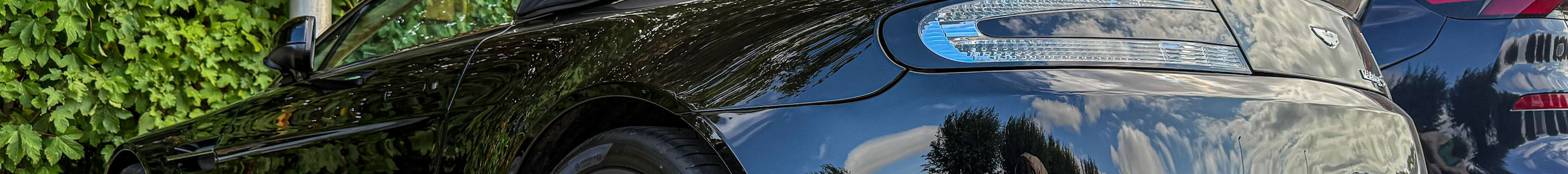 Aston Martin V12 Vantage S Roadster