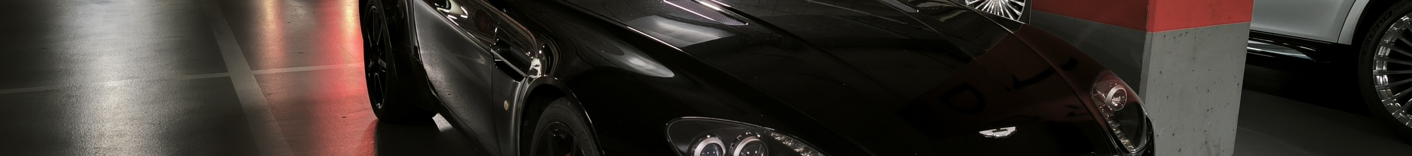 Aston Martin V8 Vantage