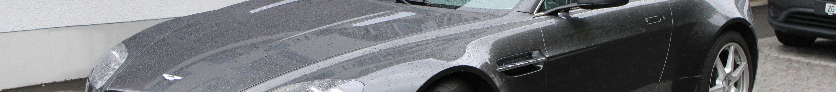 Aston Martin V8 Vantage