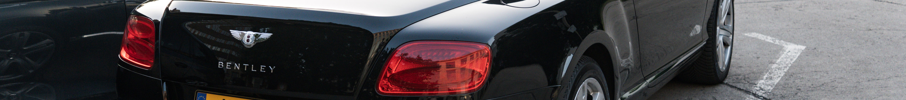 Bentley Continental GTC V8