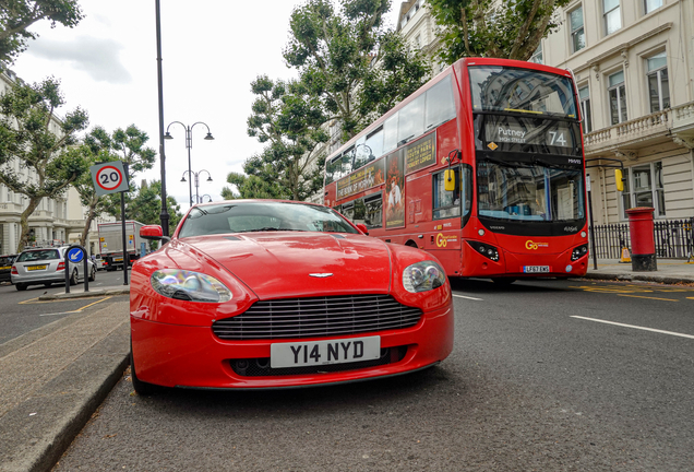 Aston Martin V8 Vantage
