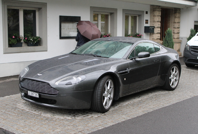 Aston Martin V8 Vantage