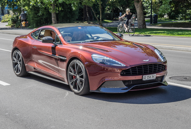 Aston Martin Vanquish 2013