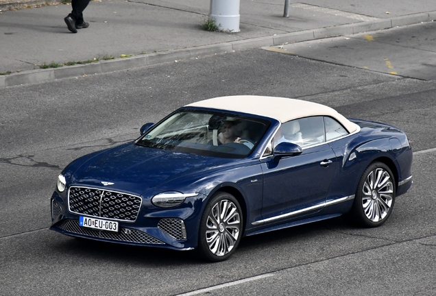 Bentley Continental GTC Mulliner 2025