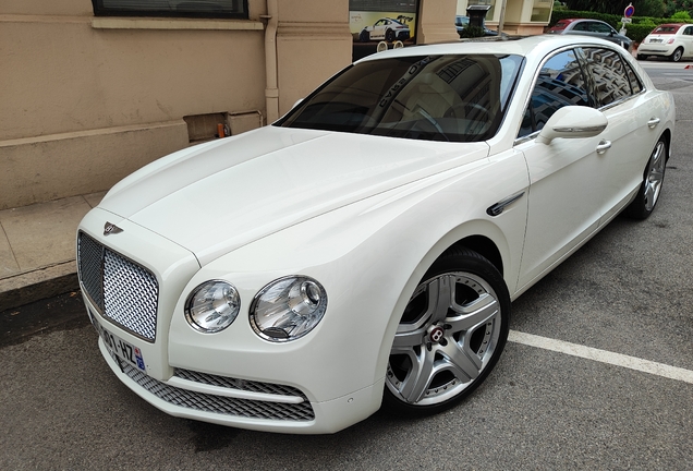 Bentley Flying Spur V8