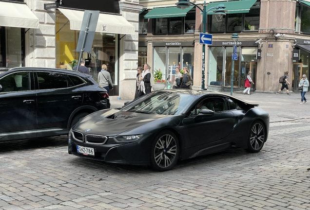 BMW i8