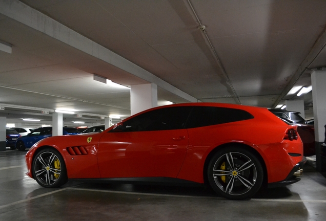 Ferrari GTC4Lusso