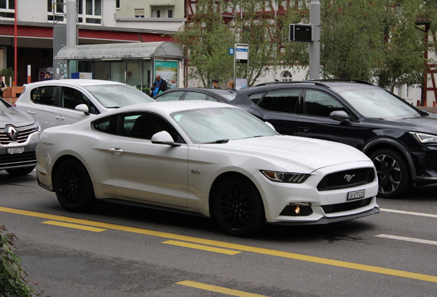 Ford Mustang GT 2015