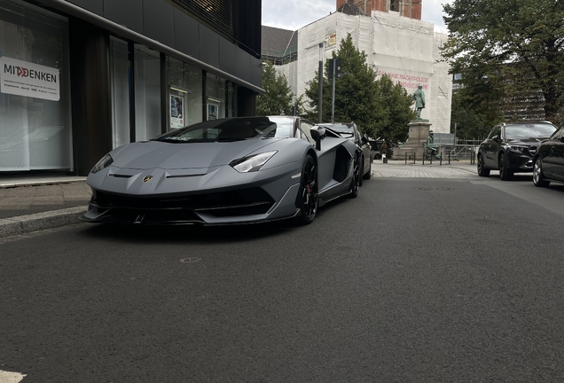 Lamborghini Aventador LP770-4 SVJ Roadster