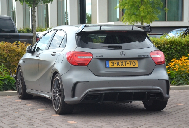 Mercedes-Benz A 45 AMG
