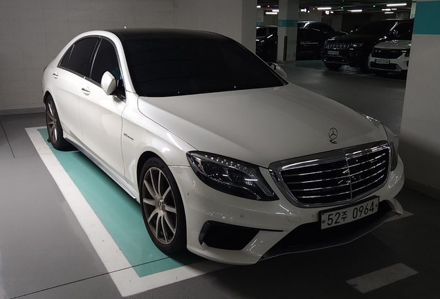 Mercedes-Benz S 63 AMG V222
