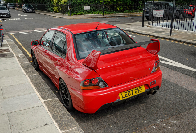Mitsubishi Lancer Evolution IX