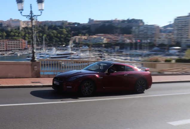 Nissan GT-R 2011