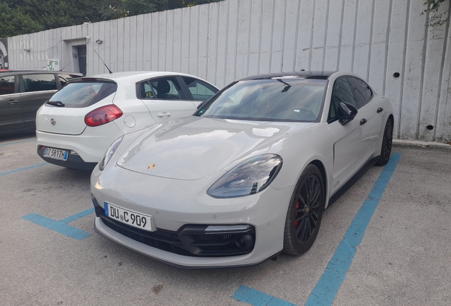Porsche 971 Panamera GTS MkI