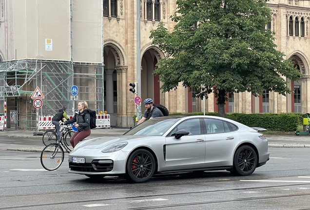Porsche 971 Panamera GTS MkI