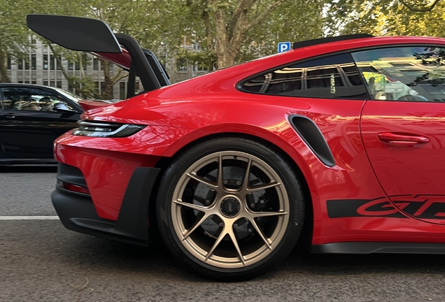 Porsche 992 GT3 RS MkI Weissach Package