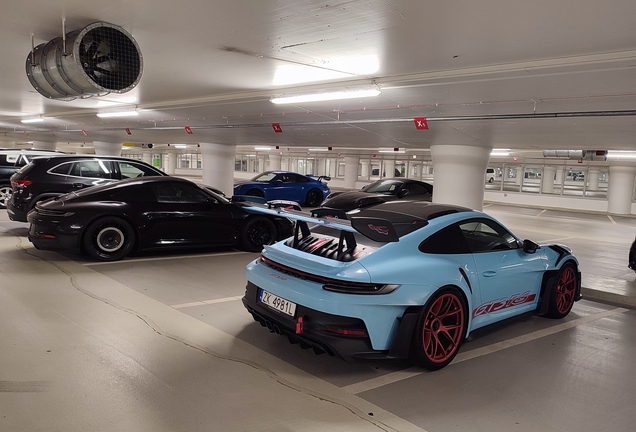 Porsche 992 GT3 RS MkI Weissach Package