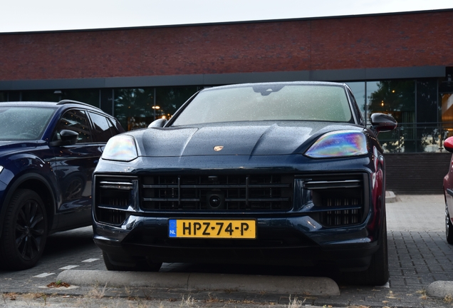 Porsche Cayenne Coupé Turbo E-Hybrid