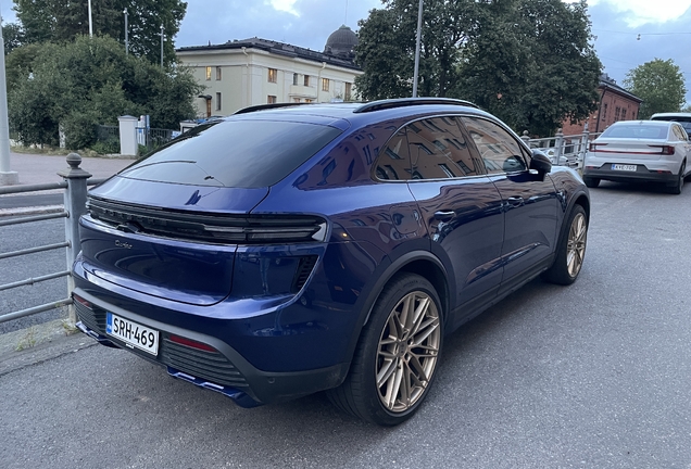 Porsche Macan EV Turbo