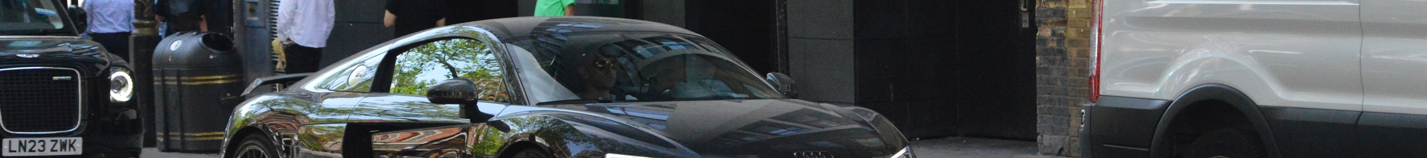 Audi R8 V10 Plus 2015