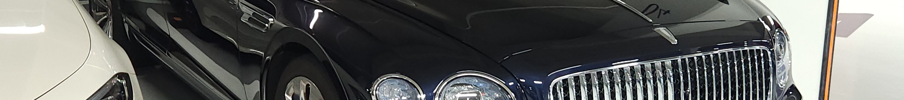 Bentley Flying Spur V8 2021