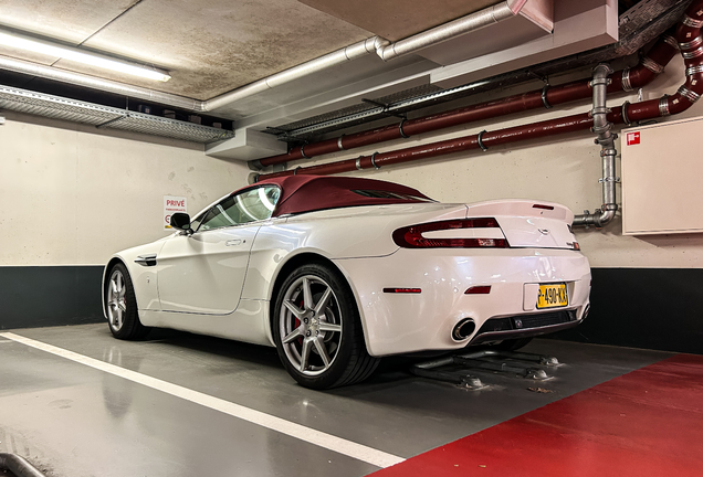 Aston Martin V8 Vantage Roadster